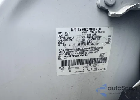 2011 Ford Explorer z USA, uszkodzony, nr VIN 1FMHK7D83BGA41444